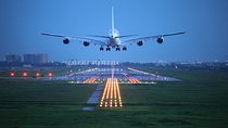 Private Arrival Transfer: Sydney Airport to Hotel or Cruise Port