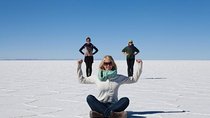 4-Day Uyuni Salt Flats & Desert Adventure from San Pedro de Atacama to La Paz