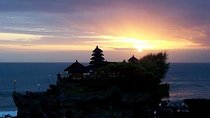 Private Chartered Car to Ubud Villages and Tanah Lot