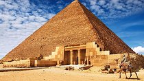 Giza Pyramids, Sphinx & Egyptian Museum Private Tour