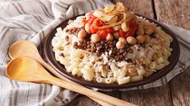 Private Tour: Egyptian Museum and Koshari Cooking Class