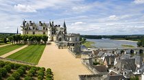 Incredible Loire castles tour with Wine tastings and Lunch