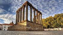 Évora Full-Day Tour with Wine Tasting from Lisbon