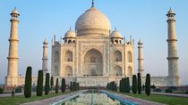 Private Taj mahal & Agra Fort one day trip from Delhi