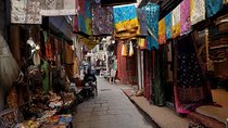 Private Bengali Tola Walk in Varanasi
