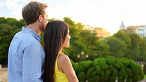 Honeymoon Photo Shoot in Madrid