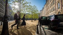 Small Group Paris City Tour and River Cruise with Champagne