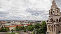 Buda Castle Walk with Matthias Church Entry