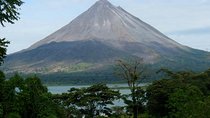 2 Days: Arenal Volcano & Tabacon Hot Springs from San Jose