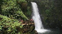La Paz Waterfall Gardens From San José