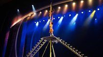 Beijing Evening Acrobatic Show in Red Theater + Private Transfer
