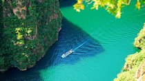Longqing Gorge and Guyaju Caves Private Day Tour 