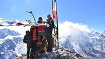 Langtang Kanjin Gumba Trek