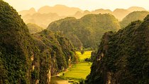 Ninh Binh 2 Day 1 Night Luxury Tour for 8 pax