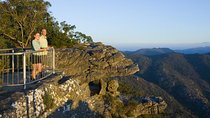 Grampians National Park with MacKenzie Falls and Kangaroos