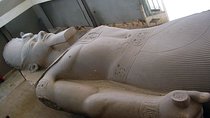 8-Hours Tour to Giza Pyramids, Sphinx, Sakkara Pyramids & Memphis