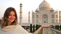 Taj Mahal Tour From Delhi By Car
