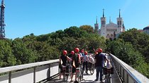 Lyon Electric Bike Tour including Food Tasting with a Local Guide