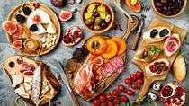 The art of the Italian Aperitivo with a local: Learn & Enjoy in Bologna