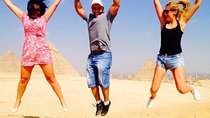 Day-Tour To Giza Pyramids, Great Sphinx, Egyptian Museum & Khan El Khalili