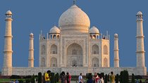 Private Taj Mahal Agra Overnight Tour from Delhi