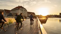 Copenhagen Hidden Gems PhotoWalk tour - Christianshavn & Houseboats