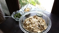 Private Cooking Lesson and Meal in a Local Delhi Home