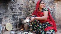 Local Farm and Village Visit with an Authentic Rajasthani Vegetarian Meal