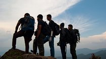 Private Hiking tour to Kirigalpoththa Mountain via Horton Plains