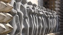 Bilbao: The Route of the Three Temples