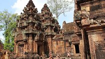Phnom Kulen Waterfall & Banteay Srei Tour