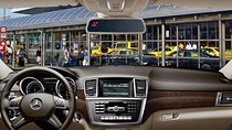 Private Departure Transfer: Central Prague to Vaclav Havel Airport