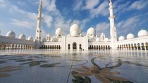 Abu Dhabi City Tour from Dubai including Lunch in Emirates Palace