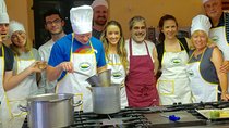 Small-Group Cooking Class in Castle with Optional Transfer