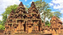 Preah Khan Neak Pean Pink towers private bike tour
