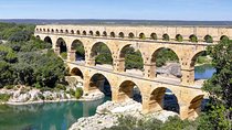 Half-Day Provence Pont du Gard and Wine Tasting Tour from Avignon