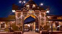 Jaipur full-day tour with dinner at Chokhi Dhani Village