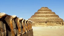 8 Hours Tour to Giza Pyramids, Sphinx, Sakkara Pyramids & Memphis
