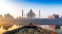 Private Taj Mahal Tour from Delhi by Super-Fast Train