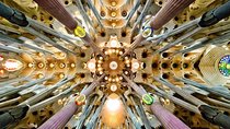 Golden Hour in Gaudi's Sagrada Familia with expert Guide 