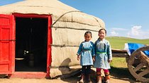 Mongol Nomadic show and Khustai National park
