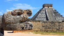 Chichen Itza Basic Tour: Sacred Cenote, Lunch, and Valladolid 