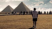 Private Day Tour to Giza Pyramids, Egyptian Museum And Khan el Khalili Bazaar