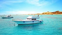 Mahmya: Giftun Island Snorkeling Cruise