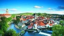 Private One-Way Sightseeing Transfer from Prague to Passau via Cesky Krumlov