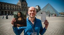 Private Louvre Museum Tour by Alberto Local Guide and his team in Paris