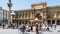 BE THE FIRST: Early Bird Florence Walking Tour & Accademia Gallery (David)