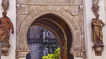 Visiting The Royal Alcazar And The Cathedral