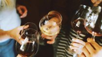 Private Tour: Top Three Organic Wineries & Local Lunch Included