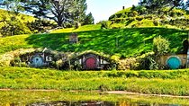 North Island Four-Day Highlights Tour from Auckland